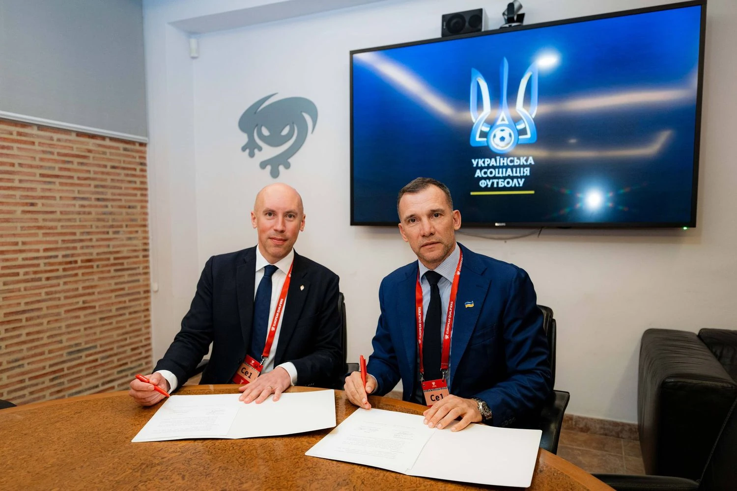 UAF and Swedish Football Association sign memorandum of cooperation