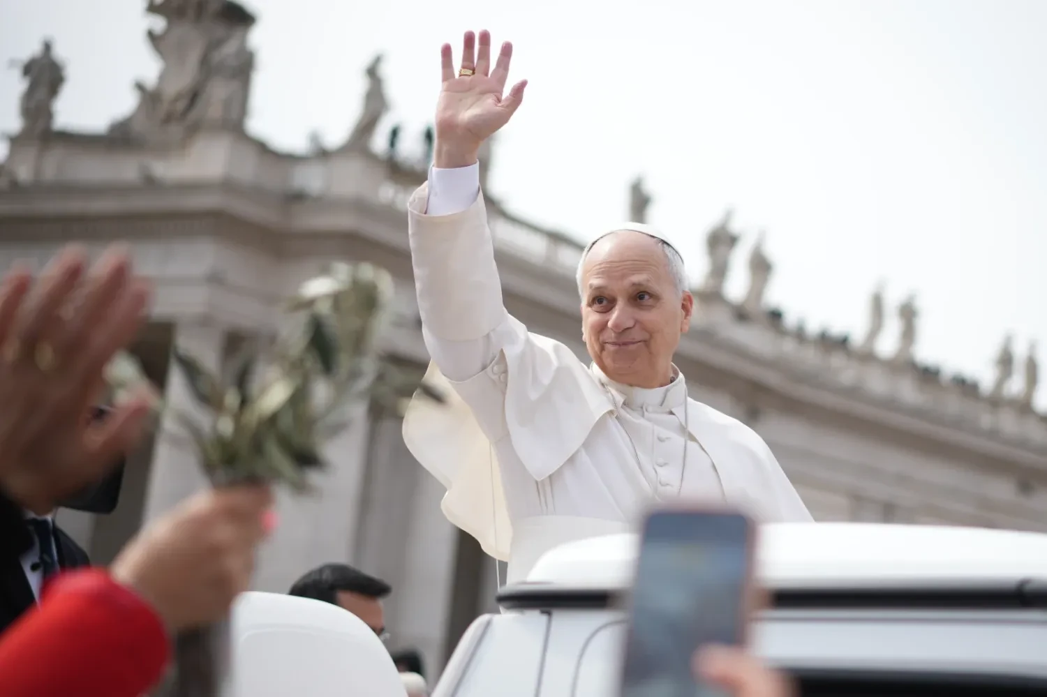 Білий дім відповів Папі Римському на заяву про марність молитов тих, хто веде війну