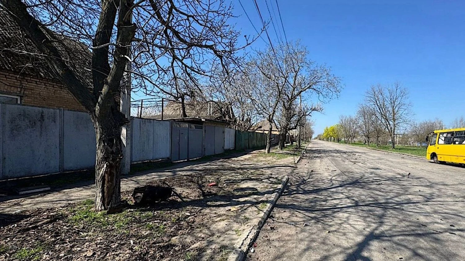 Russia's second attack on Nikopol - UAV hit a car, a man died, a woman was injured