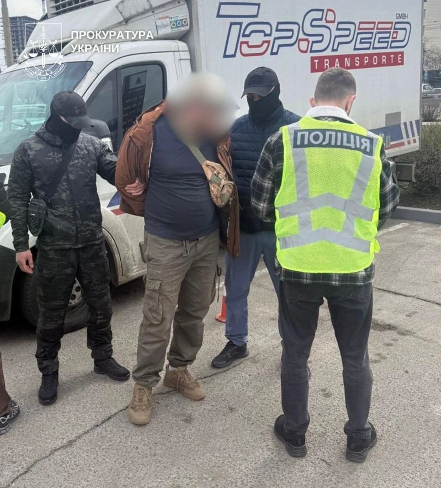 Through the forest with instructions and programmed GPS: a scheme for smuggling men to the EU via Belarus exposed in Kyiv