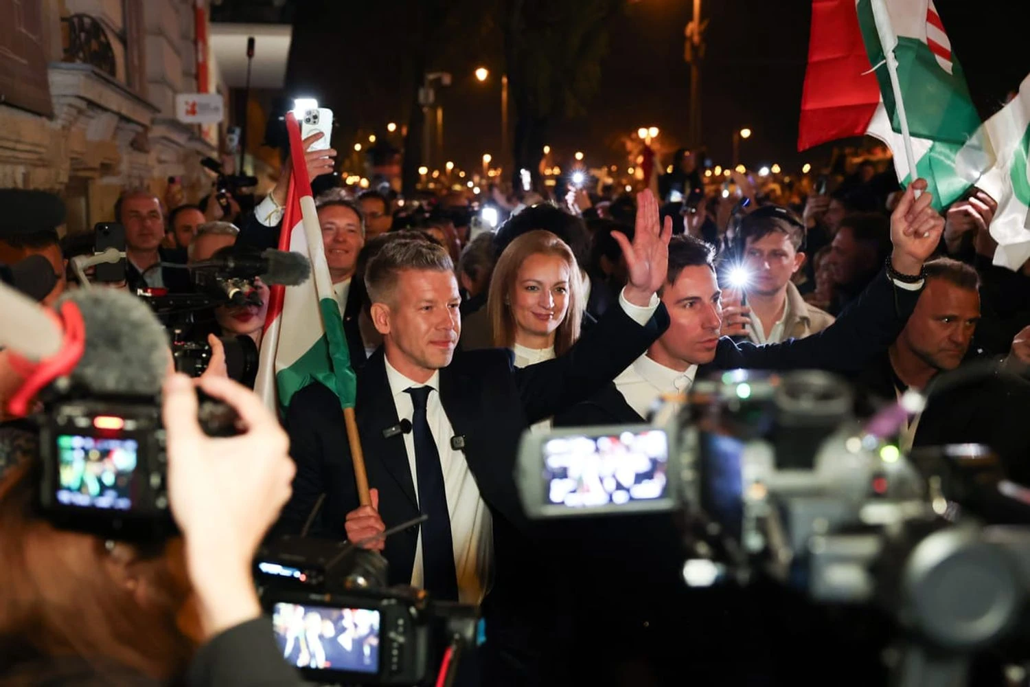 "Hungary made history today": Magyar called on the Orbán government to resign immediately