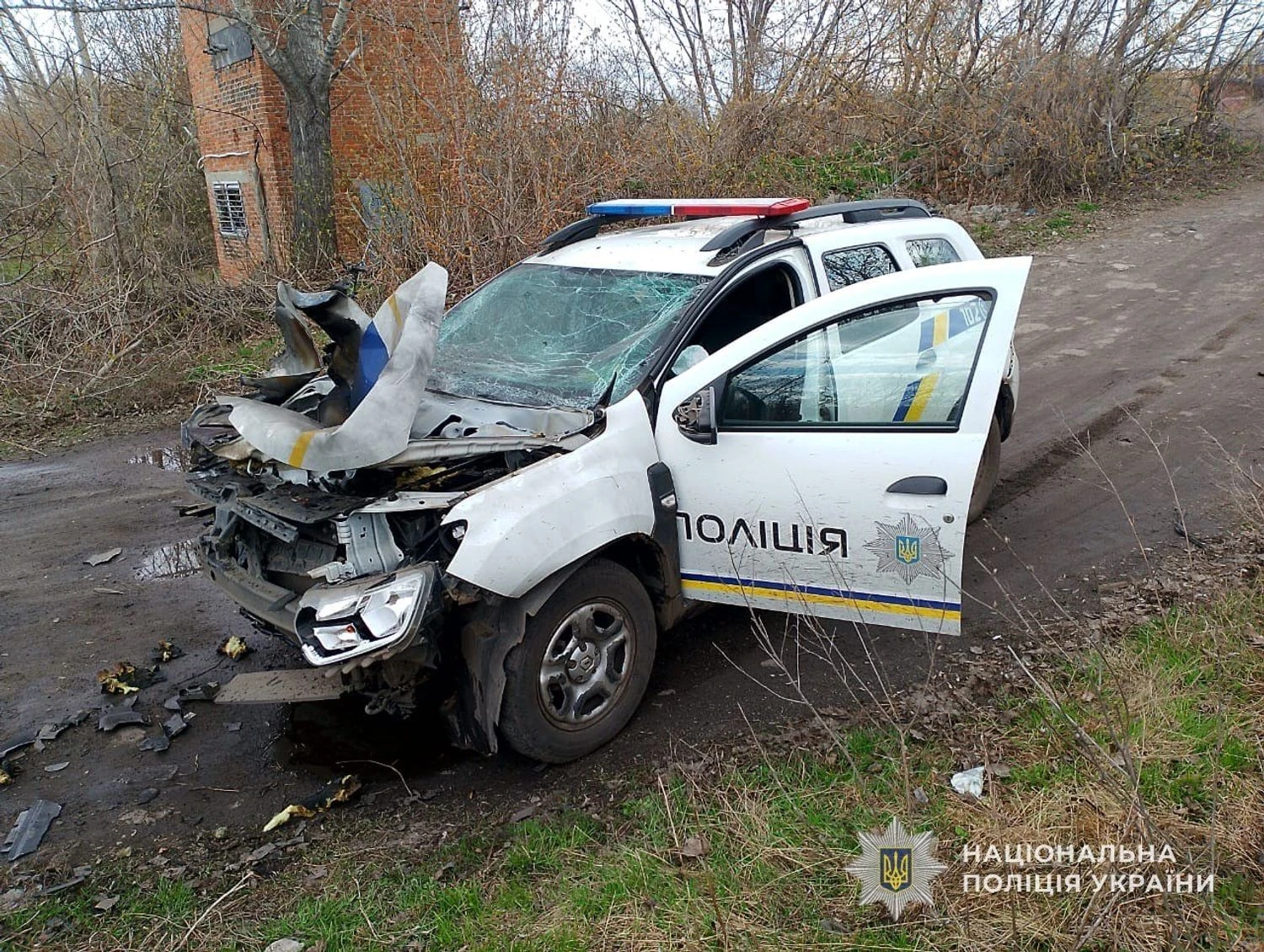 Russians deliberately attacked a police car in Sumy region, law enforcement officer wounded