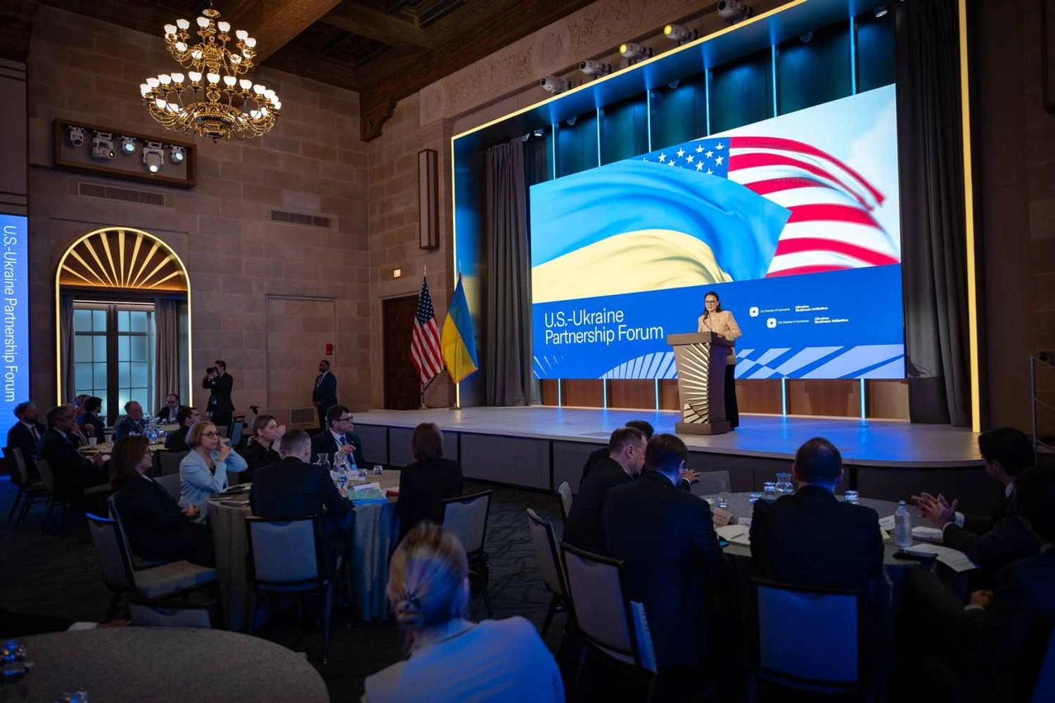 American-Ukrainian Reconstruction Fund approved its first investment, over 200 applications under consideration - Svyrydenko