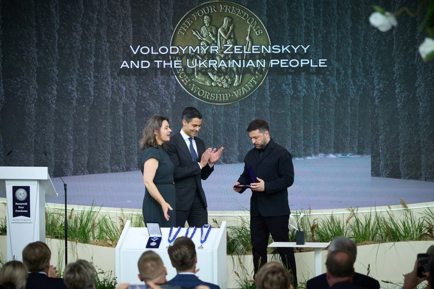 Zelenskyy received the "Four Freedoms" award in the Netherlands