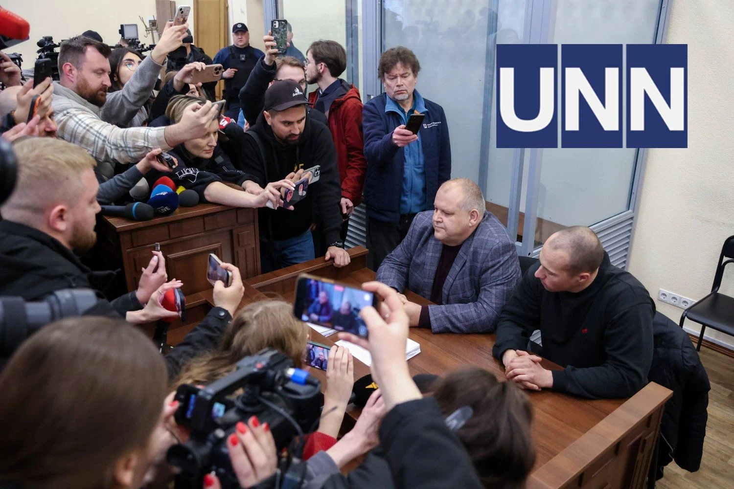 Court chooses pre-trial detention for police officers who fled the scene of a terrorist attack in Kyiv