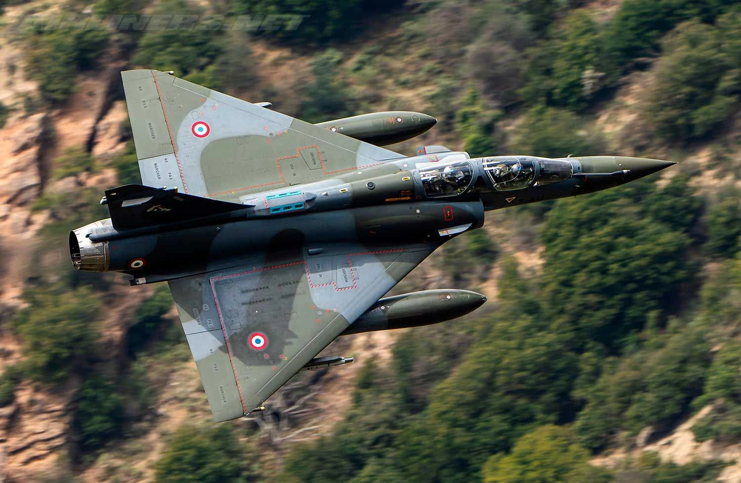 Франція розпочне переговори з Грецією про передачу понад 40 винищувачів Mirage для України