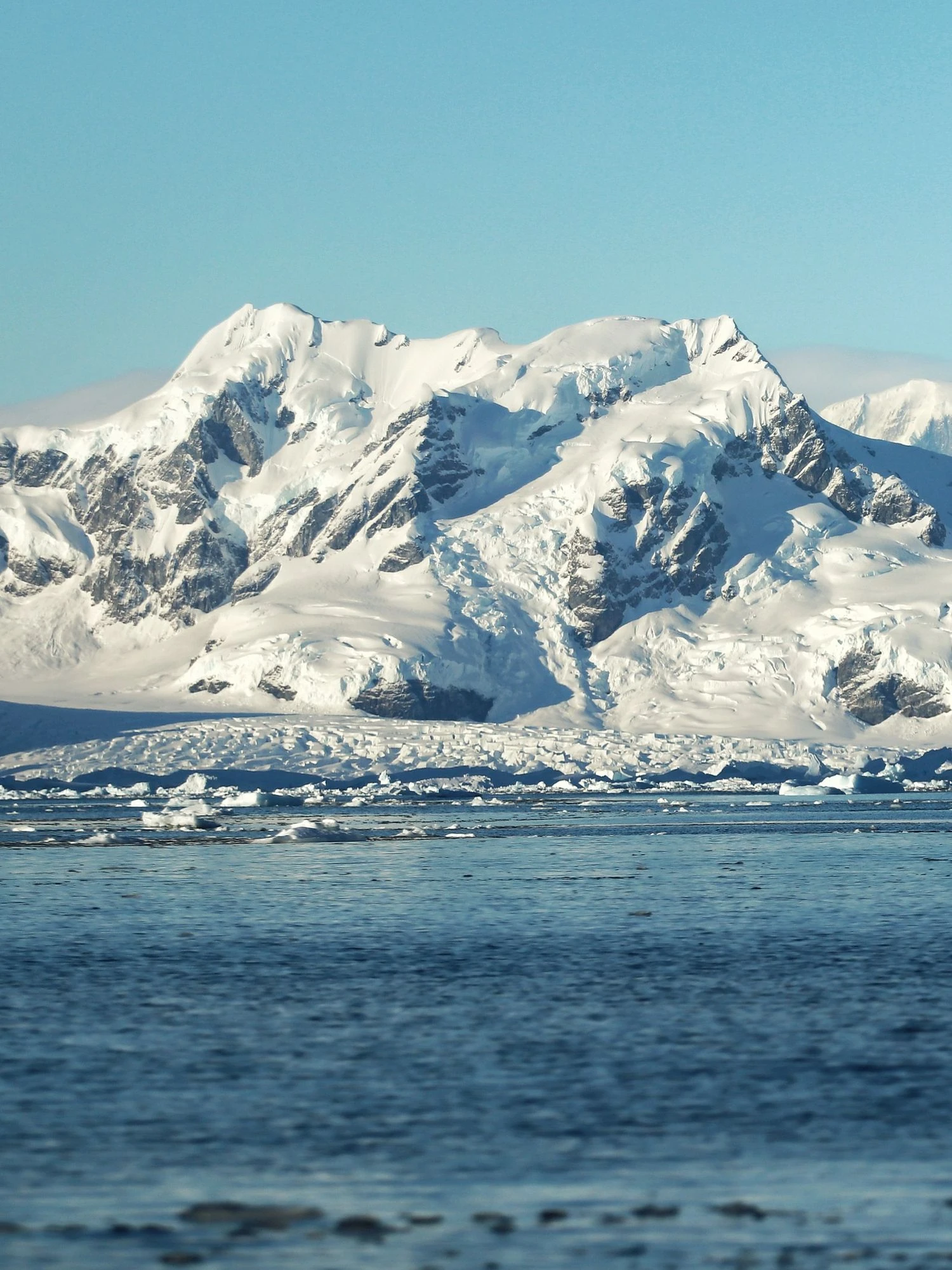 Ukrainian scientists joined a new EU project on polar snow and permafrost