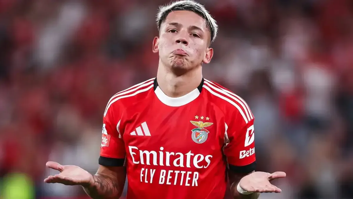 UEFA відсторонив вінгера "Бенфіки" на шість матчів за гомофобну лексику