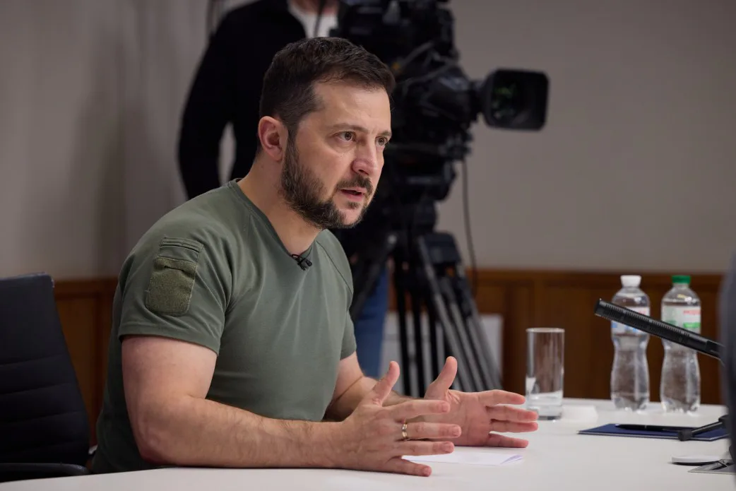 Zelenskyy calls for 21st EU sanctions package against Russia after massive Russian attack