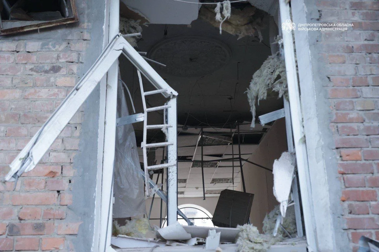 4 загиблих у Дніпрі від масованого удару рф, атаки продовжуються