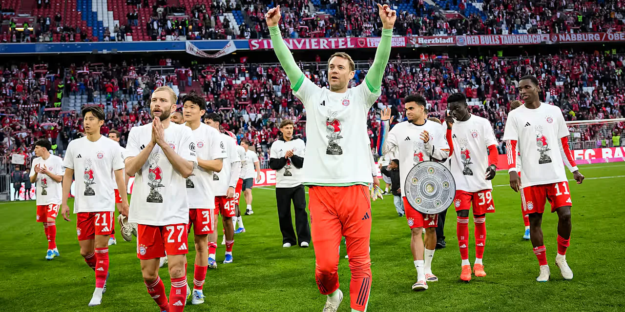 “Бавария” празднует 35-й трофей Бундеслиги. Фото: fcbayern.com