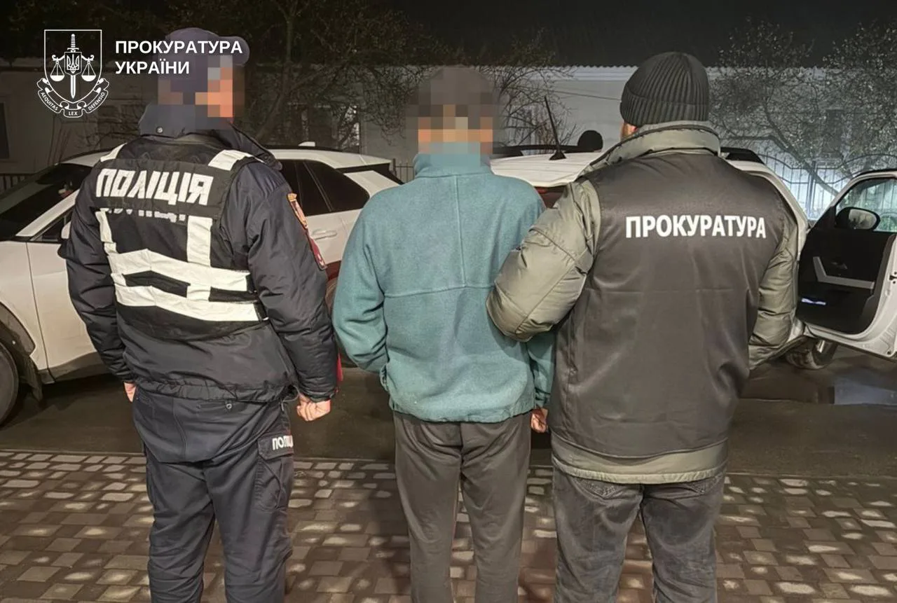 На Хмельниччині чоловіка підозрюють у сексуальному насильстві над 11-річною падчеркою