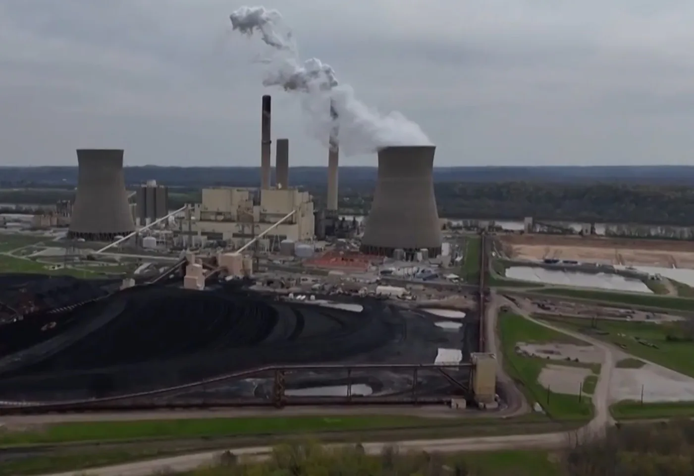 Negotiations involving over 50 countries on phasing out fossil fuels have launched in Colombia