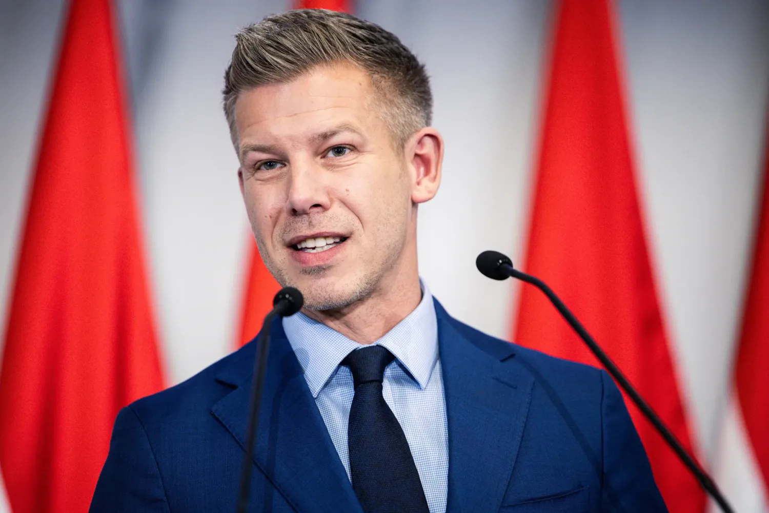 Hungary demands unblocking of billions of euros in EU aid during Brussels talks