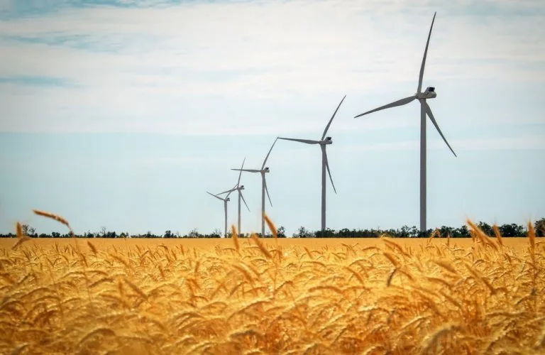 В Україні хочуть змінити правила гри для бізнесу та населення на ринку ВДЕ