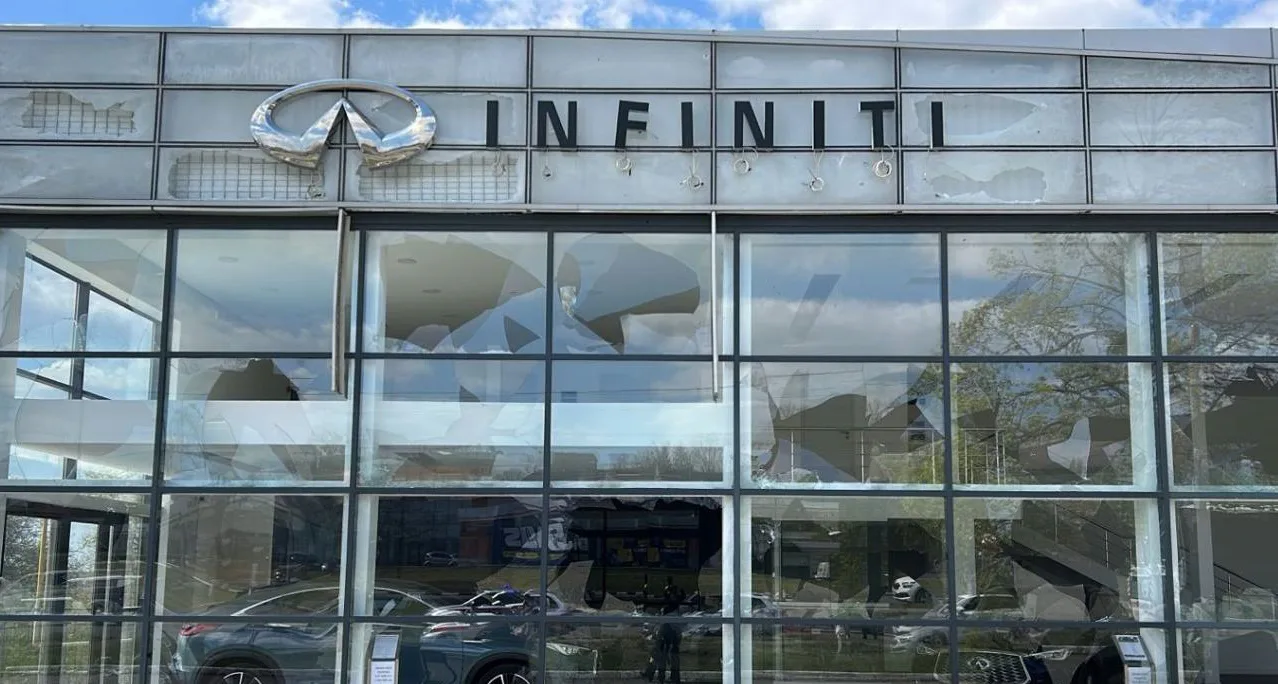 Russian drones attacked a gas station and a car dealership in Kharkiv on May 2 - three people injured