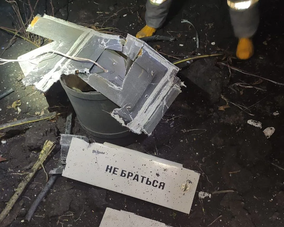 Друга атака за вечір - російський дрон впав на склад під Полтавою