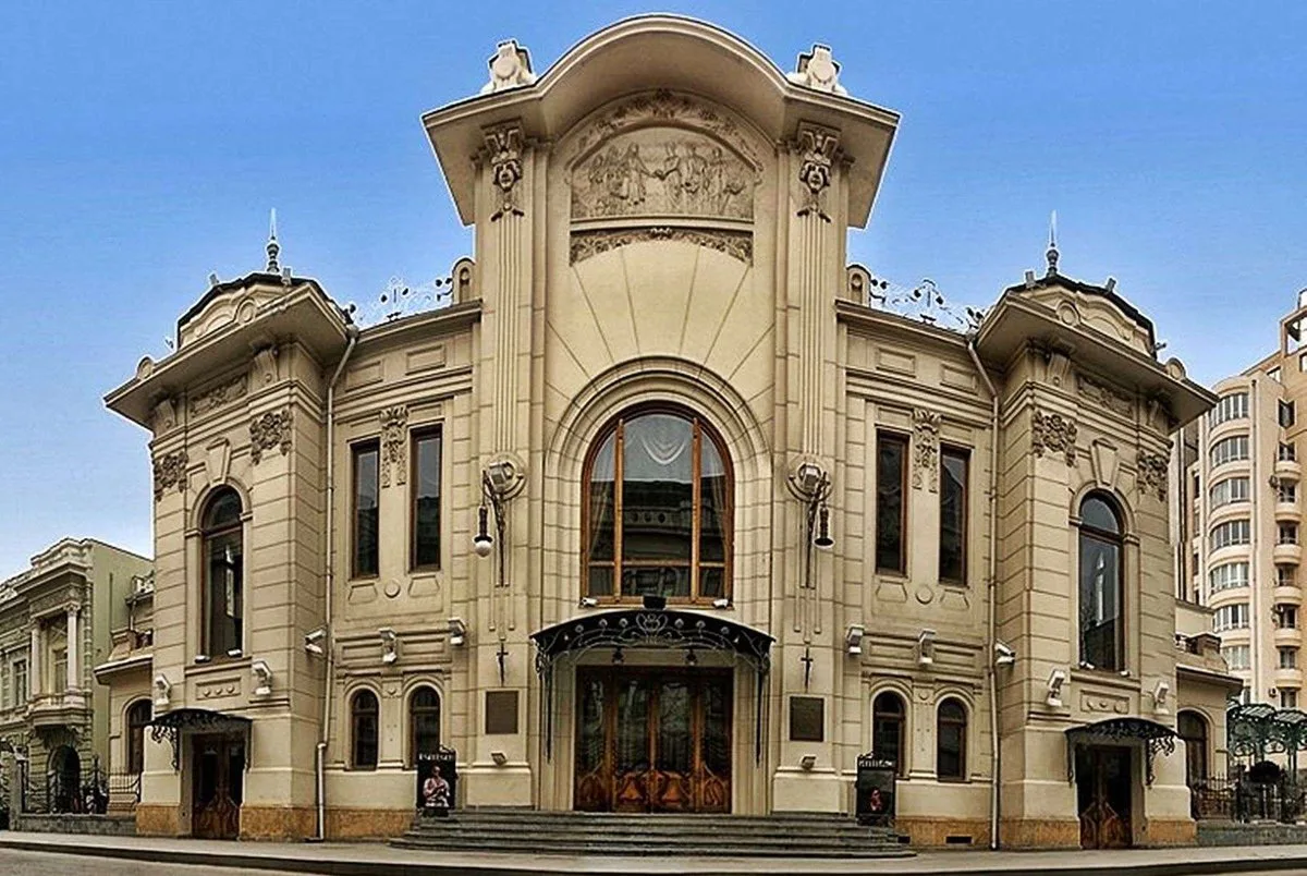 Dismissals have begun at a leading Tbilisi theater. Actors do not rule out repression and political undertones
