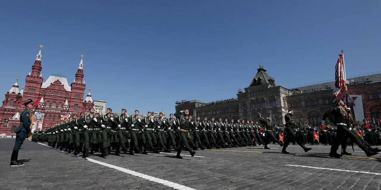 рф виводить боєздатних військових з фронту для підготовки до параду 9 травня – АТЕШ