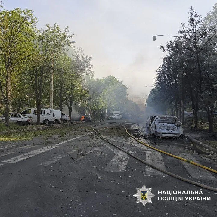 Бомбова атака на центр Краматорська: кількість поранених зросла до 12, найстаршому - 91 рік