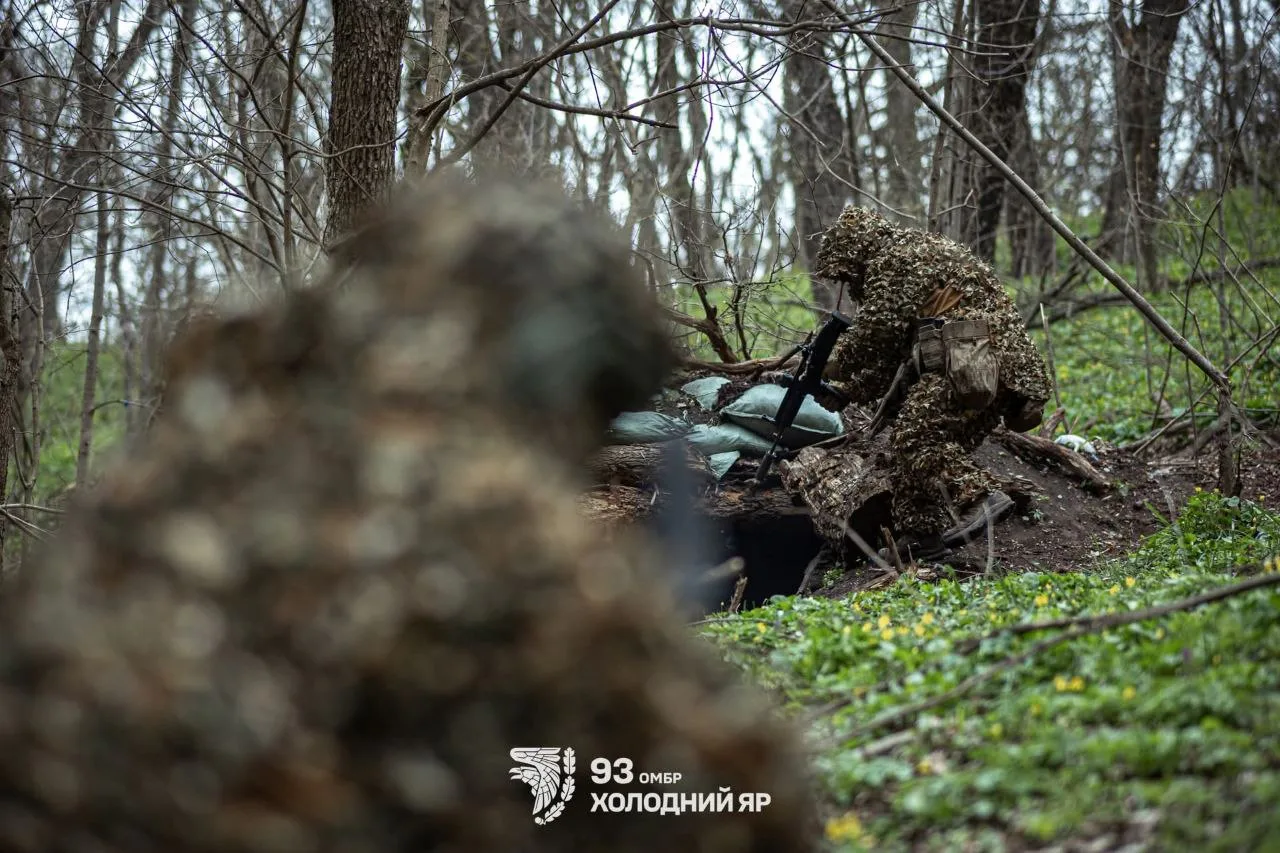 Окупанти випустили 6 тисяч дронів та провели 155 атак за добу - Генштаб про ситуацію на фронті