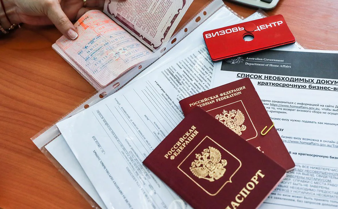 ЄС за рік наростив видачу росіянам туристичних віз - ЗМІ