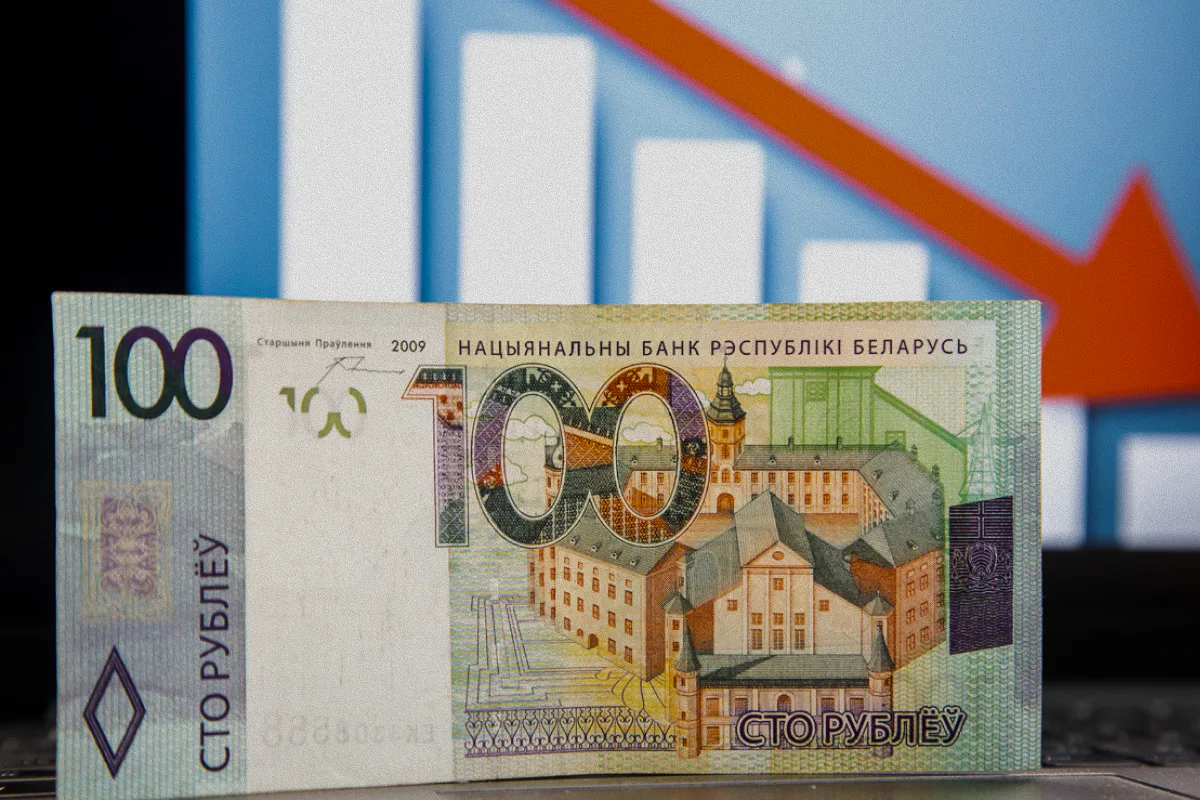 Foreign Intelligence Service warns of economic crisis risk in Belarus due to Russia's problems