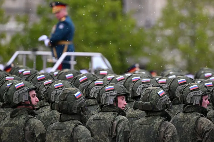 Щонайменше 15 регіонів рф скасували паради на 9 травня - ЗМІ
