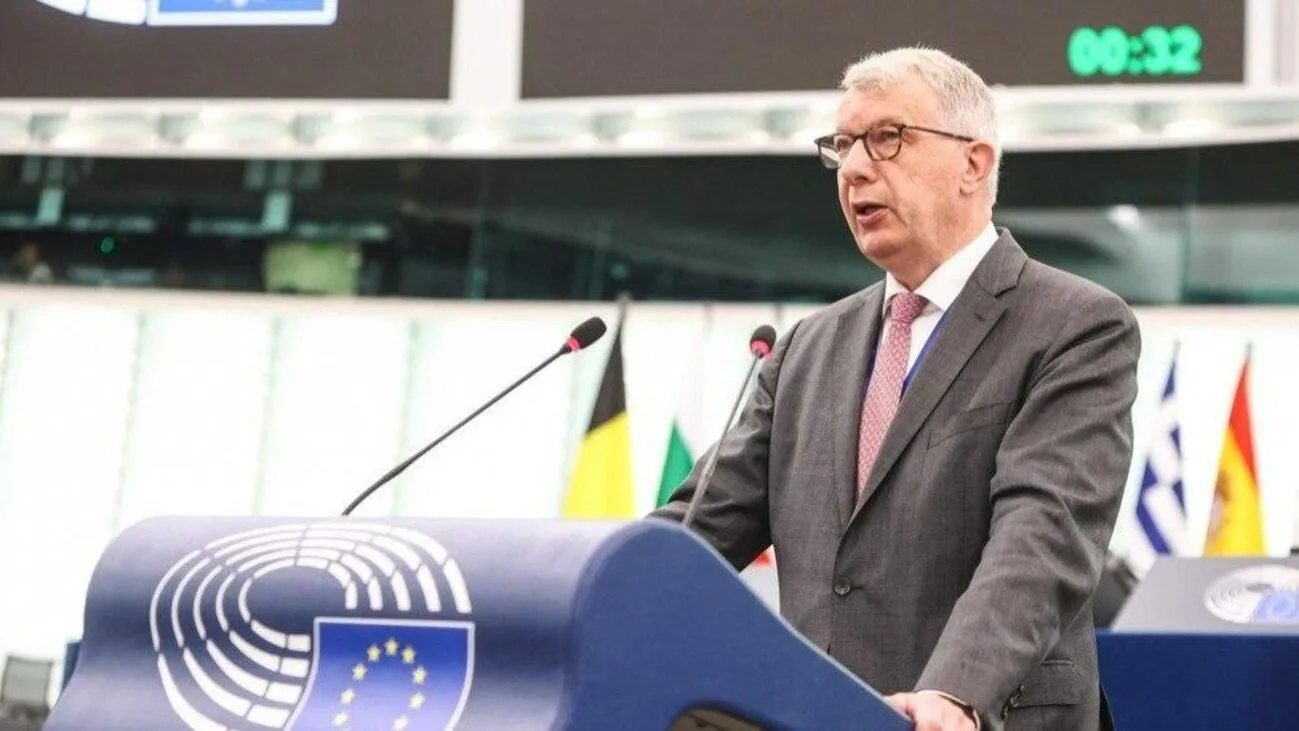 Luxembourg MEP Kartheiser recruits colleagues for trips to Russia - Politico