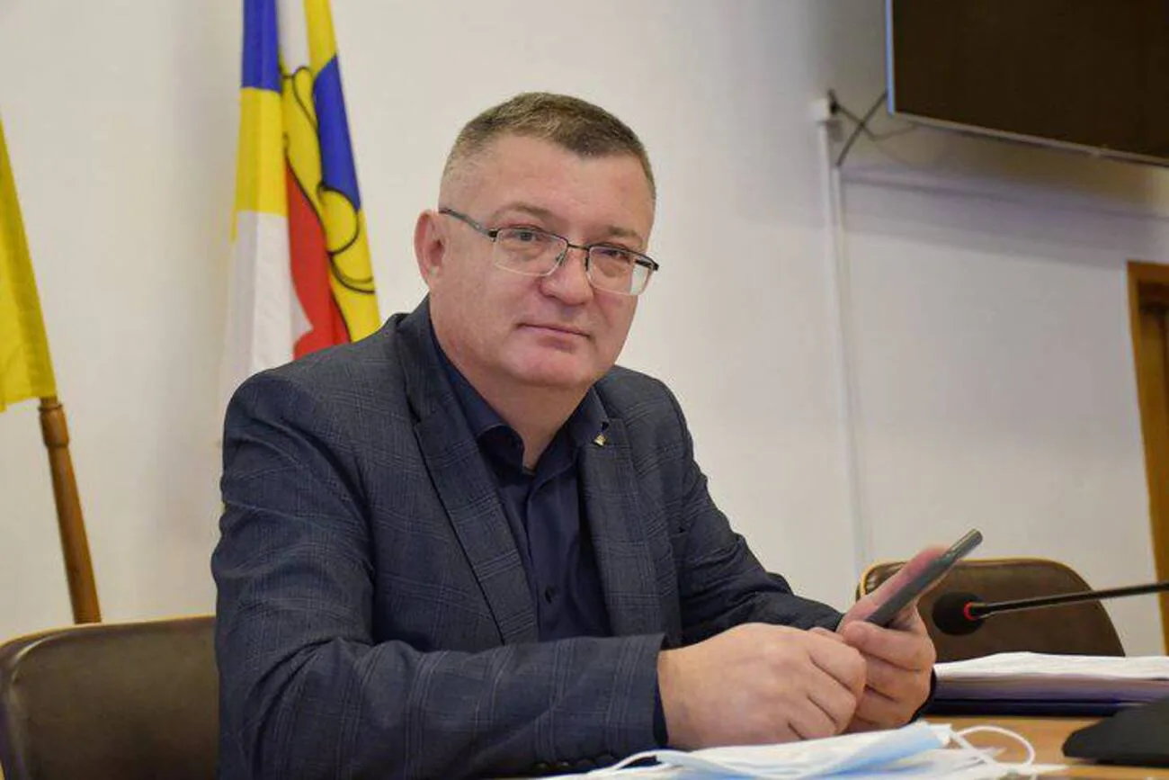 ВАКС засудив заступника голови Рівненської облради Свисталюка до 9 років тюрми за хабар