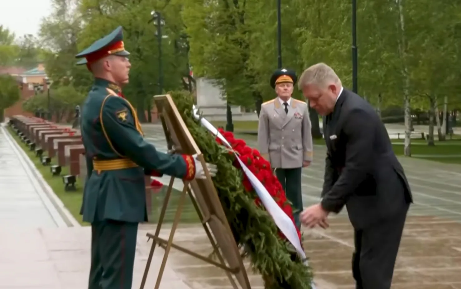 Фіцо прибув до москви на зустріч із путіним і назвав себе "чорною вівцею ЄС"