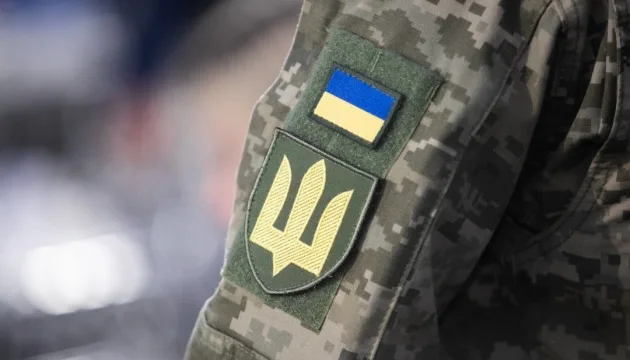 На Закарпатті група осіб намагалась "штурмувати" будівлю ТЦК, напад відбили