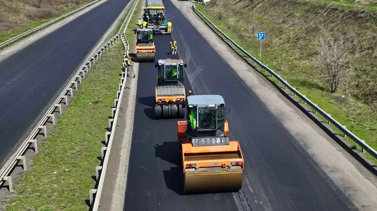 До 1 червня в Україні планують завершити поточний ремонт доріг