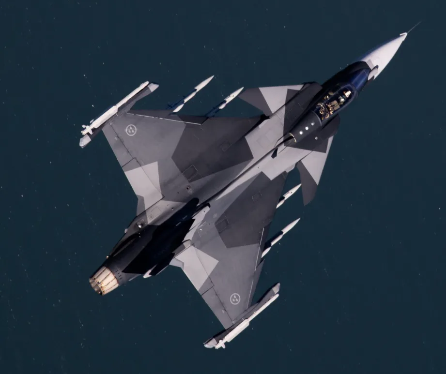 Винищувач Gripen