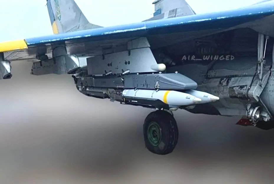 Adaptation of GBU-39/B SDB for MiG-29