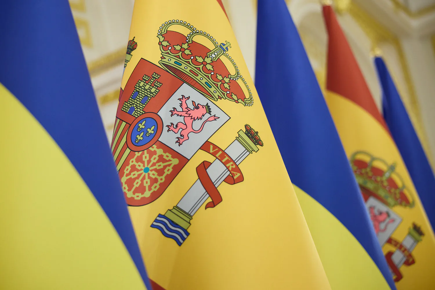 Іспанія заявила про підтримку переговорів щодо миру лише за участю України