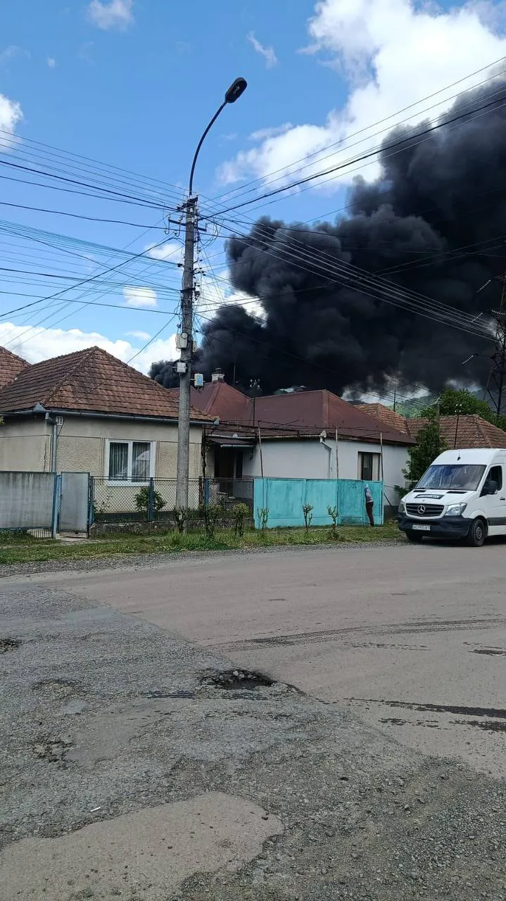 У результаті наймасованішого удару рф по Закарпаттю є прильоти по обʼєктах критичної інфраструктури - ОВА
