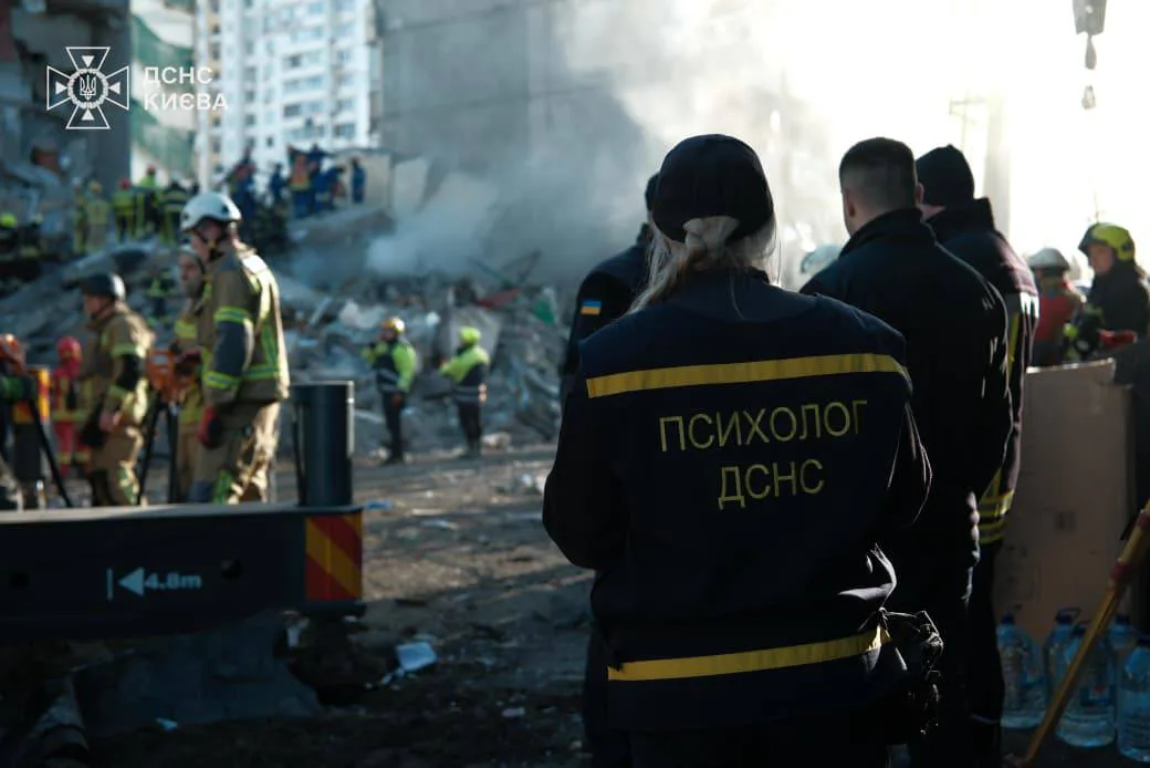 Кількість загиблих у Києві в результаті масованої атаки рф зросла до дев'яти