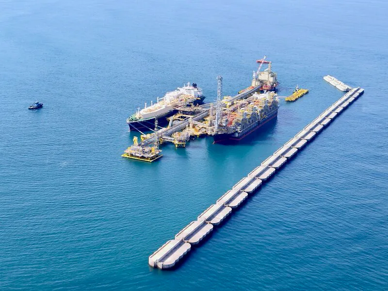 Russia expands its "shadow" fleet of LNG tankers to bypass sanctions and increase exports