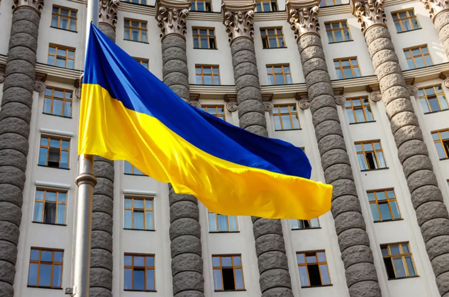 Кабмін звільнив двох заступників міністра оборони та змінив керівництво відомств