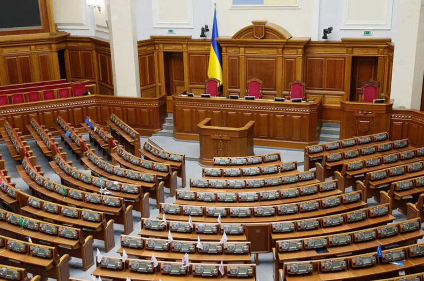Зеленський збирає нардепів, включаючи опозицію, через кризу в Раді - нардеп
