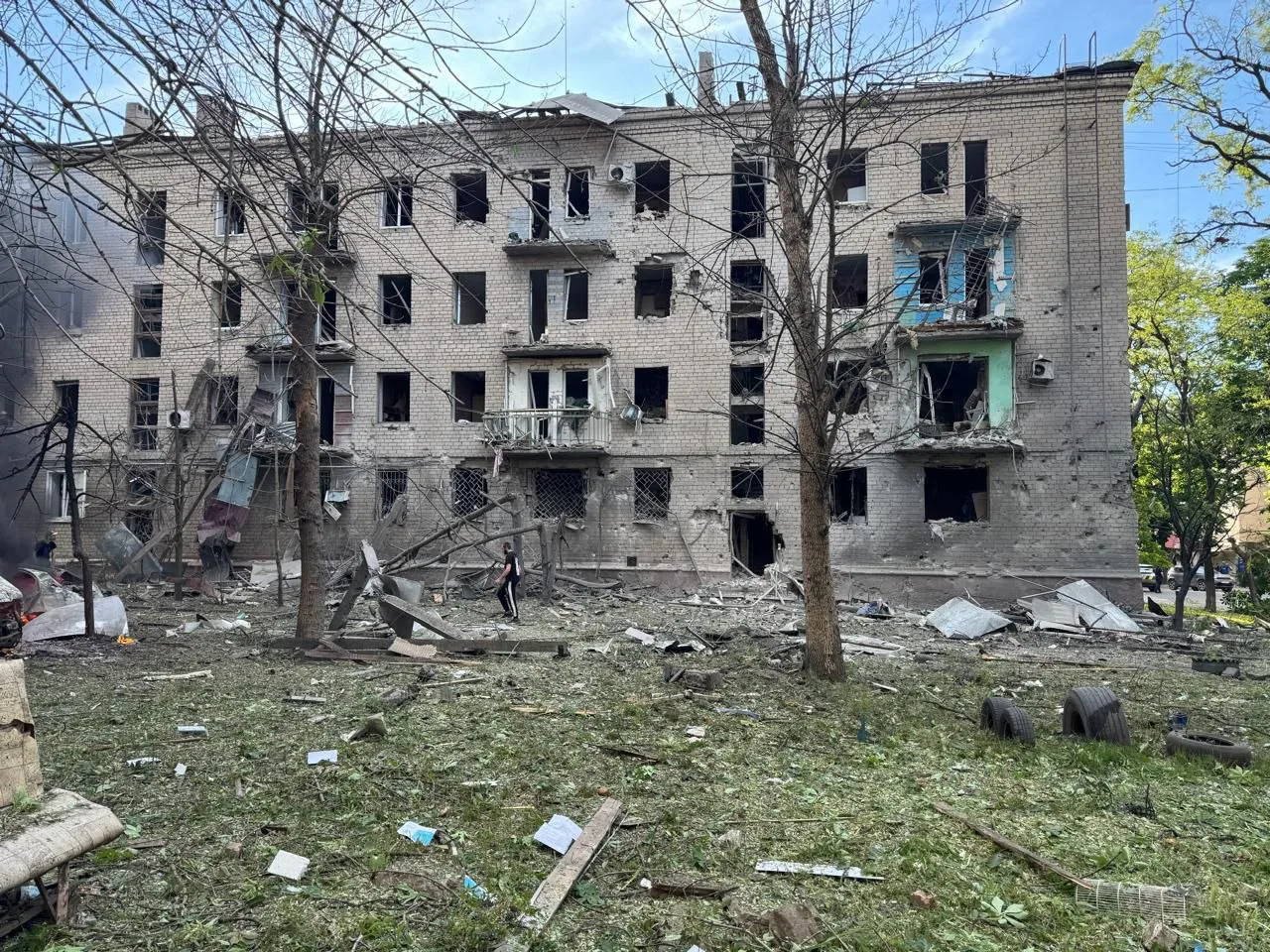 Окупанти скинули на центр Краматорська дві авіабомби, п'ять людей поранені