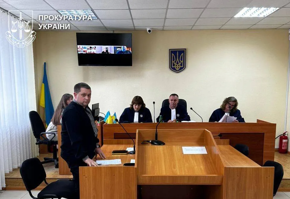 На Рівненщині чоловіка засудили до довічного ув’язнення за подвійне вбивство, вчинене в присутності дітей