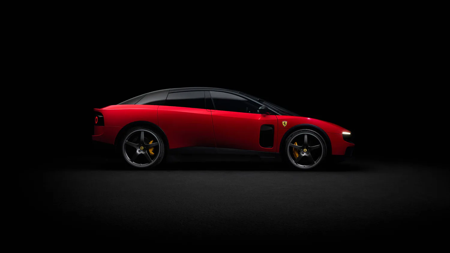 Ferrari представила перший електромобіль Luce потужністю 1035 к.с. - що всередині