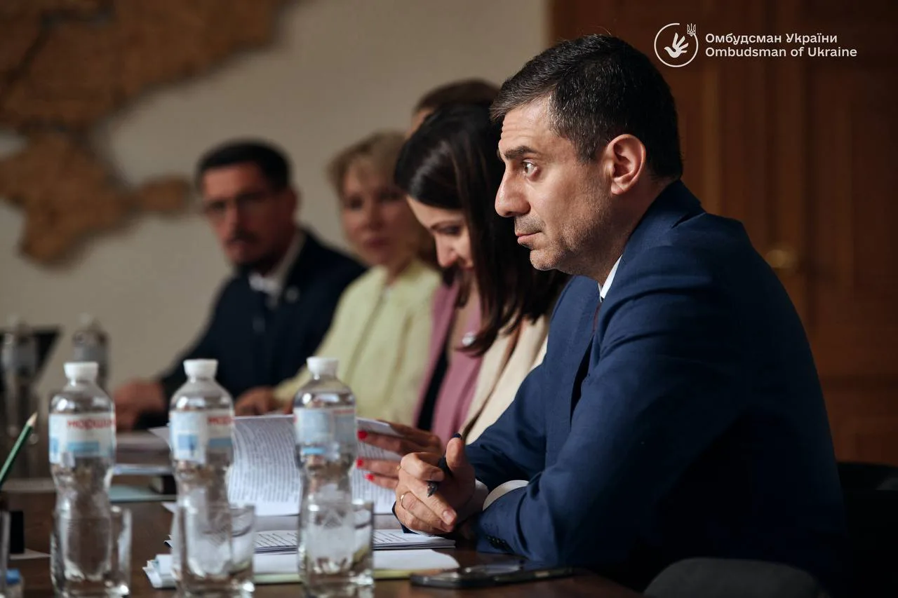 Омбудсмен заявив про неготовність системи до реформи старшої профільної школи