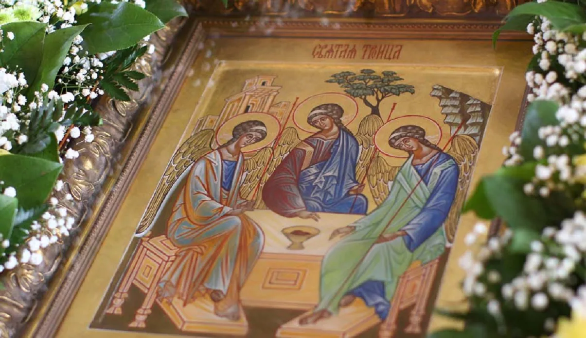 What is celebrated on May 31 in Ukraine and the world