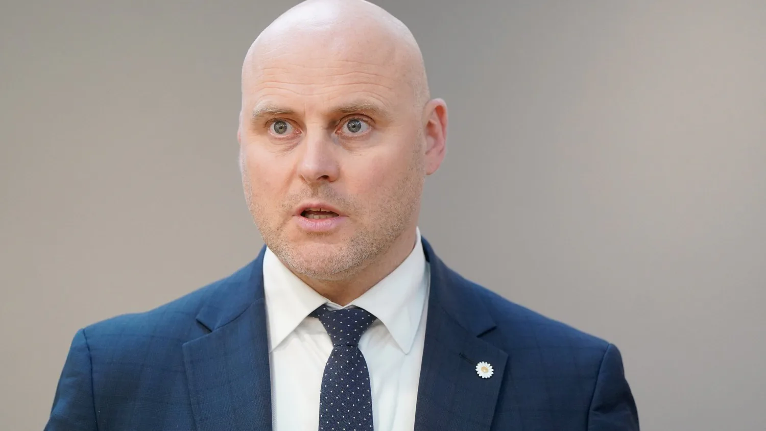 Latvian PM to order search for mechanism to end trade with Russia