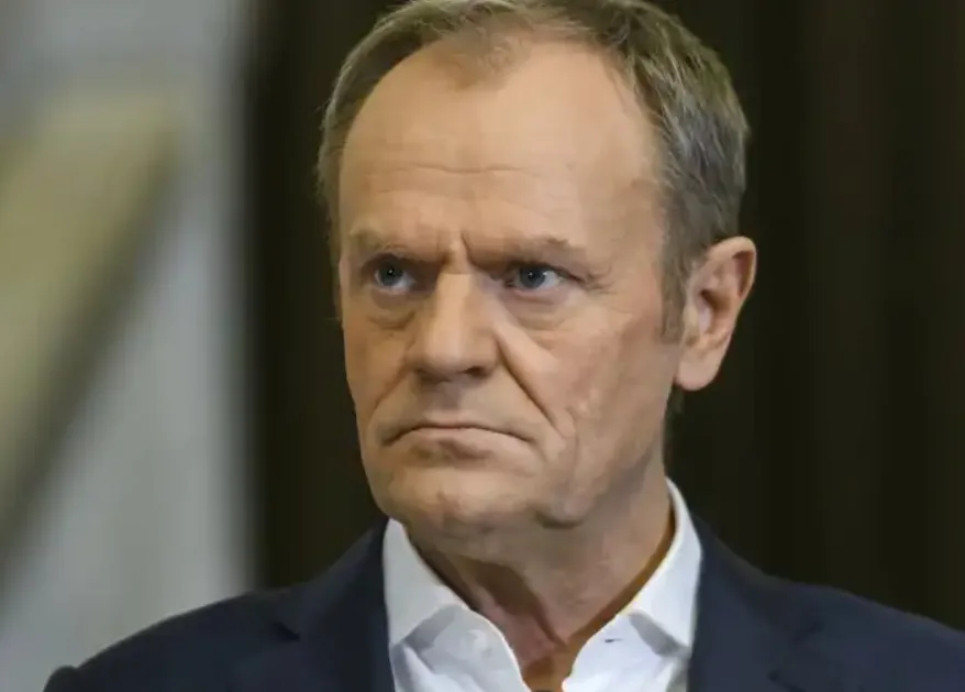 Tusk stated that the conflict between Nawrocki and Zelenskyy pleases Putin and shocks allies