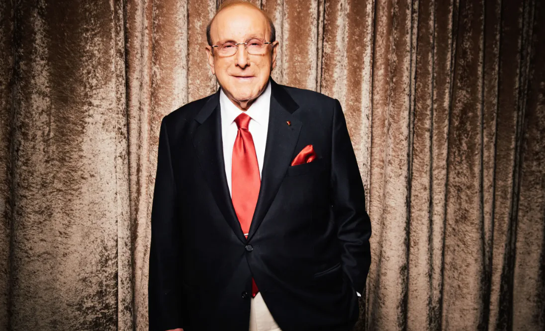 Music producer Clive Davis, who discovered Whitney Houston and Alicia Keys, has died
