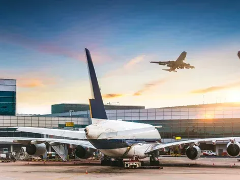 Aviation industry asks EU to temporarily suspend biometric border control in the midst of summer